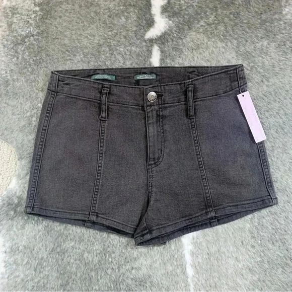NWT Super High Rise Shorts - Picture 3 of 12